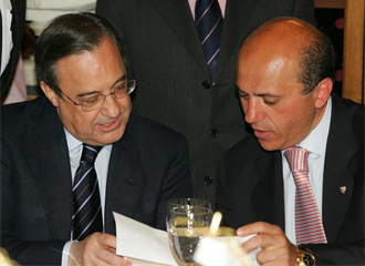 Florentino Pérez y José María Del Nido, durante una comida