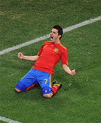 Villa celebra su gol contra Portugal.