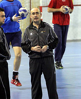 Jordi Ribera, en un entrenamiento del Ademar.