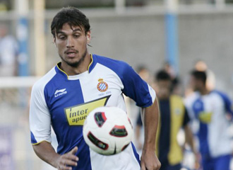 Osvaldo jugando con el Espanyol.