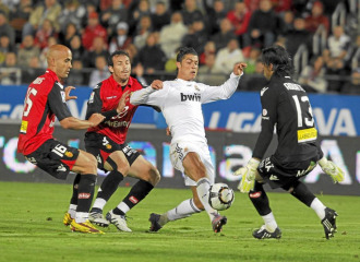 Cristiano marca un gol en Mallorca la temporada pasada