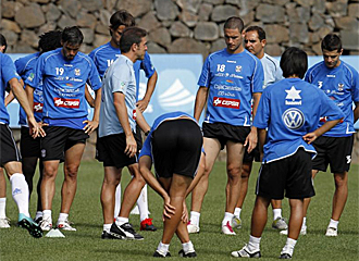 Los jugadores del Tenerife durante un entrenamiento.