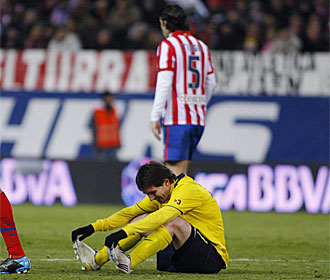 Messi, en el suelo en el ltimo Atltico-Barcelona.