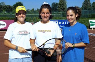 Magi Serna, Arantxa Snchez Vicario y Vivi Ruano, durante un entrenamiento en 1998.