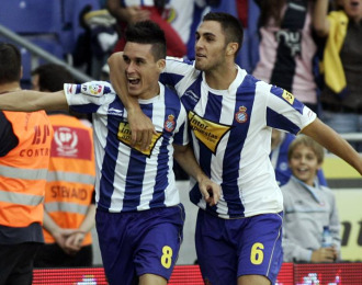 Callejn celebra con Vctor Ruiz el gol contra el Almera por el que fue sancionado