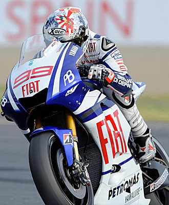 Jorge Lorenzo pilotando su Yamaha.