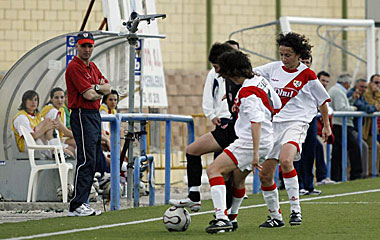 Jugadores del Rayo Vallecano en un lance de partido.