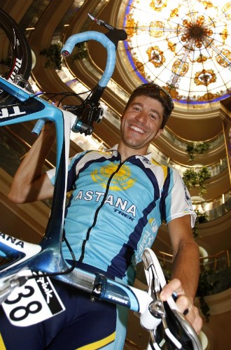 Chechu Rubiera en una foto durante la Vuelta a Espaa de 2008 cuando militaba en el Astana.