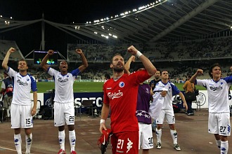 Los jugadores del Copenhague celebran su triunfo en Atenas.
