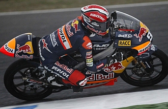 Mrquez se fue al suelo en el circuito de Estoril.