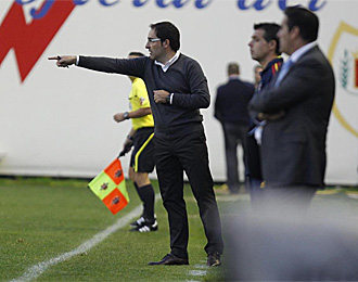 Antonio Gmez, dando instrucciones en un partido del Valladolid