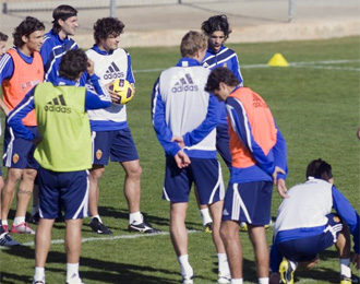 Los jugadores del Zaragoza, en un entrenamiento