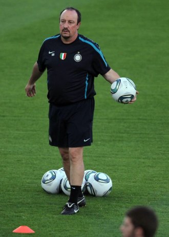 Rafa Bentez, en un entrenamiento con el Inter