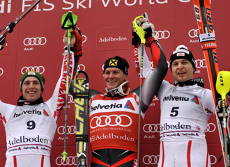 Kostelic, Hirscher y Herbst en el podio.