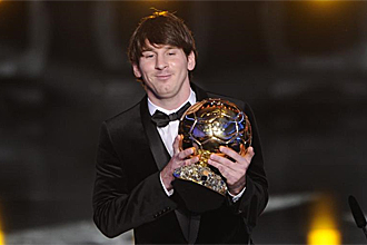 Messi sonríe tras ganar el Balón de Oro