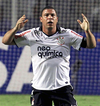 Ronaldo, con la camiseta del Corinthians