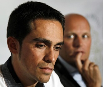 Contador y Riis, en rueda de prensa.