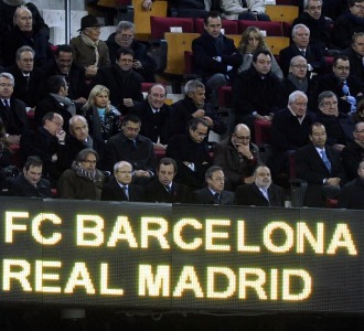 Palco del Camp Nou en el Bara-Madrid