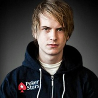 El sueco Victor Blom es Isildur1.