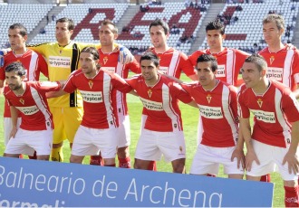 Un once del Real Murcia, campen del grupo IV