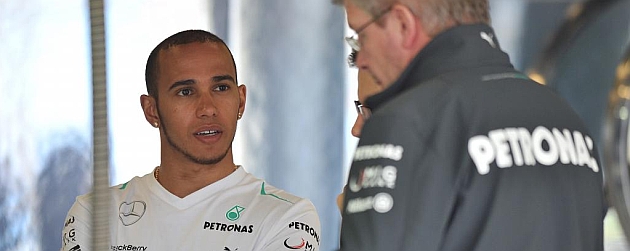 Hamilton: Mercedes est haciendo un trabajo fantstico