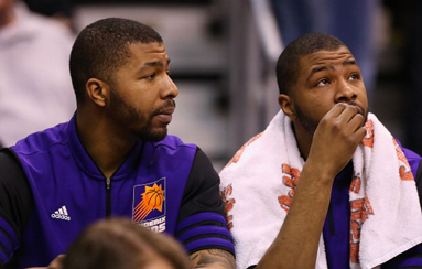 Los Morris siguen haciendo historia en la NBA: Somos la misma persona