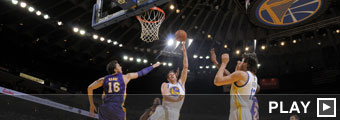 Los Lakers no encuentran su ritmo y se complican los playoffs ante los Warriors