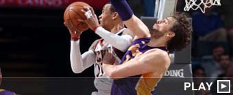 Alerta roja en los Lakers: cuarta derrota en cinco partidos y Kobe y Nash acaban lesionados