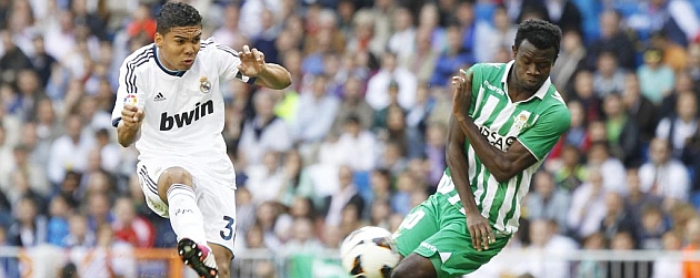 Casemiro debuts in style at Bernabéu