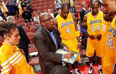 Los Cavs apuestan por la vuelta de Mike Brown y los Lakers podran ahorrase unos 4 millones