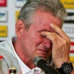 Heynckes llor en su ltima rueda de prensa en la Bundesliga