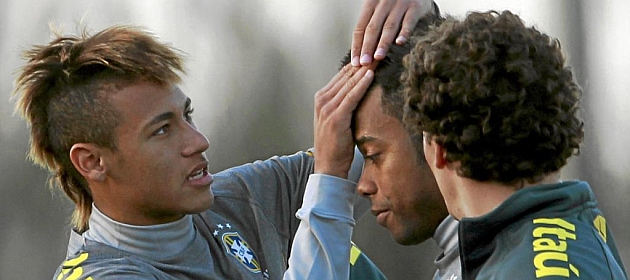 Santos ve en Robinho al sustituto de Neymar