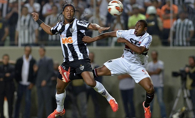 La ltima oportunidad de Ronaldinho para convencer a Scolari
