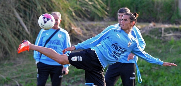 Cavani, en un entrenamiento con Uruguay / AFP