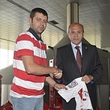 Rusescu confa en ayudar al Sevilla a ganar ttulos