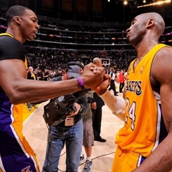 Kobe manda un recado a los Lakers: Los jugadores como Howard no crecen en los rboles