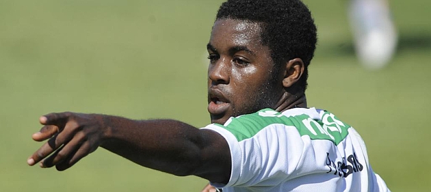 Joel Campbell jets off to Olympiacos