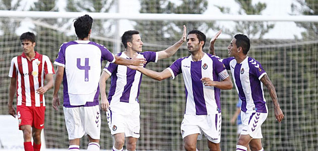 El Valladolid gana con facilidad al Almería
