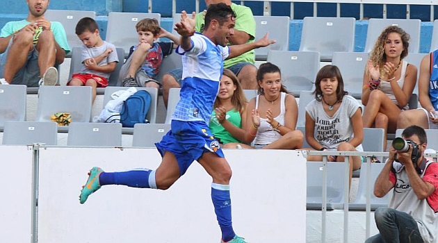Cristian celebra su gol al Mallorca en la primera jornada / Joma (Marca)