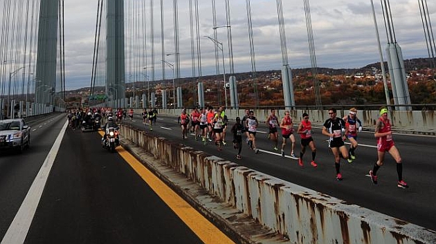 Una corredora de 86 aos muere un da
despus de correr el maratn de Nueva York