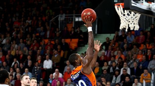 El Valencia Basket vuelve a naufragar como visitante en Europa