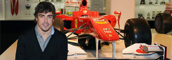 Alonso prueba el Ferrari de 2014 en el simulador