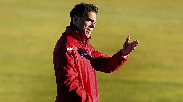 Luis Garca: El Sevilla es peligroso en el juego areo y a la contra