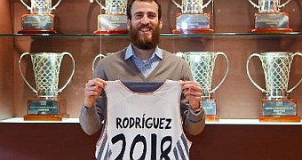 Sergio Rodríguez silencia los cantos de sirena de la NBA y renueva con el Madrid hasta 2018