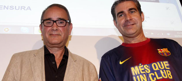 Jordi Casas, a la derecha de la imagen (con la camiseta del Bara),