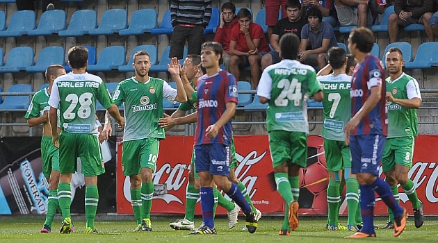 Los armeros no olvidan el 0-3 que logró el Girona en Ipurua / Juan Echeverria (Marca)