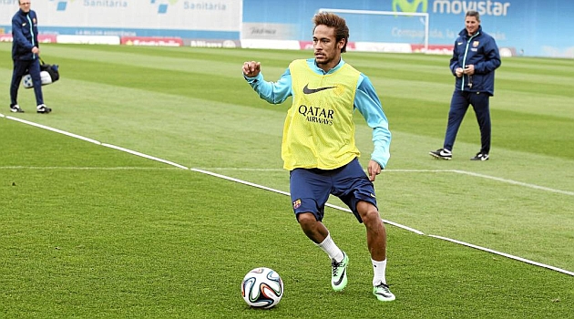 Neymar entra en la convocatoria, pero no tiene el alta