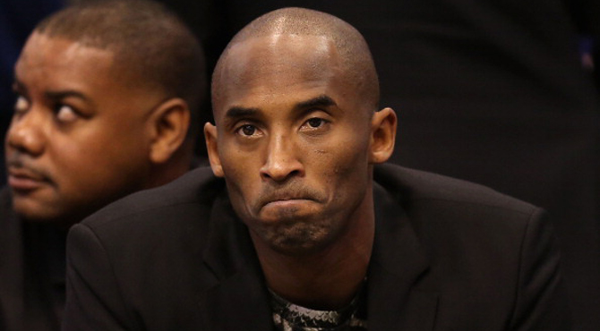 Los Lakers hacen oficial la baja de Kobe Bryant por lo que resta de temporada