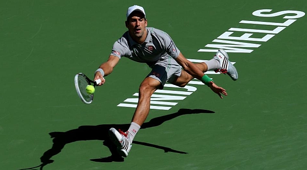 Djokovic impone su clase y
jugar la final contra Federer