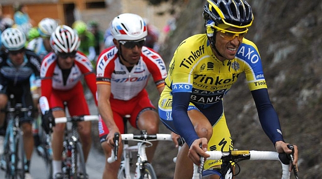 Alberto Contador durante la Volta a Catalunya. FOTO: Rafa Gmez / Ciclismo a fondo